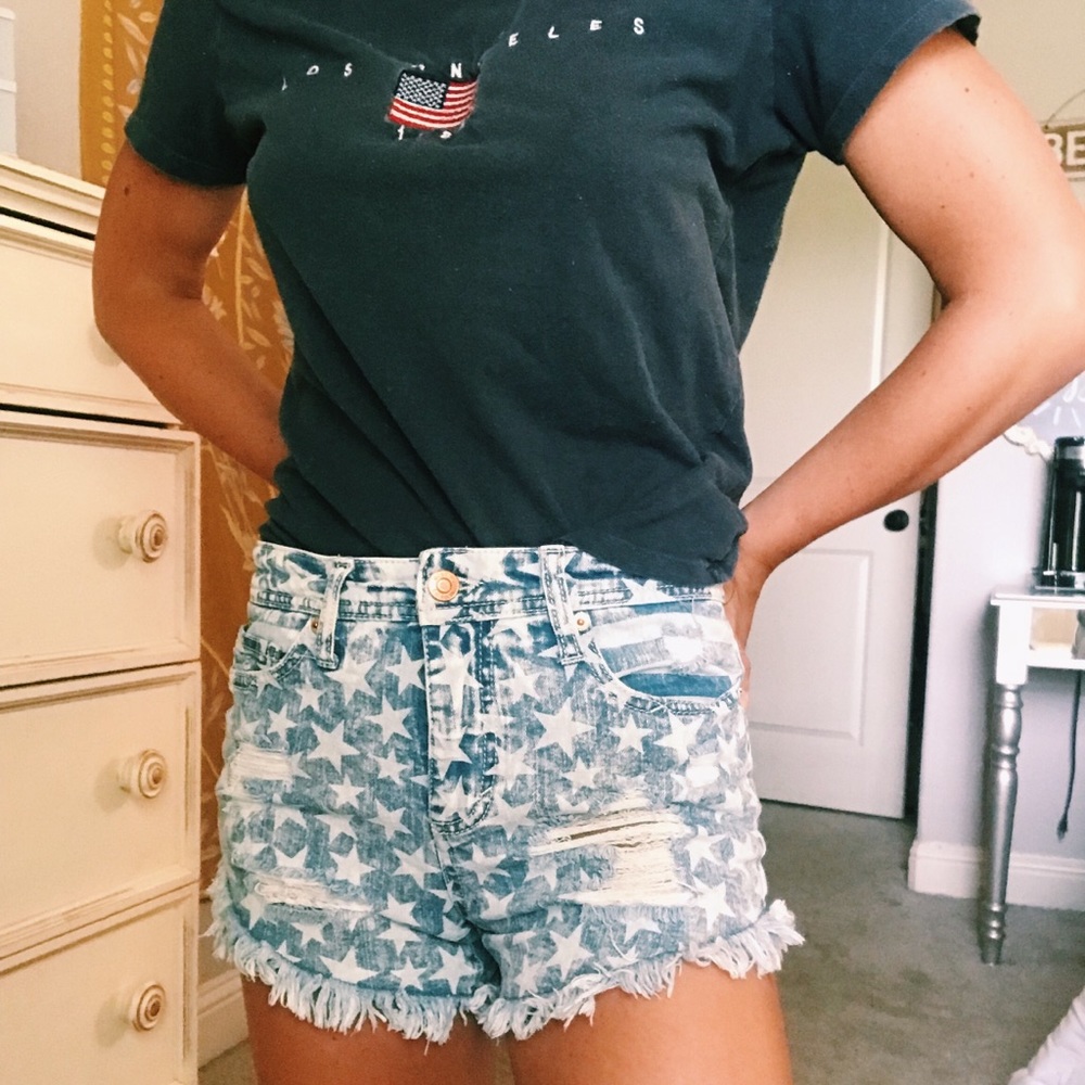 High waisted star print shorts
